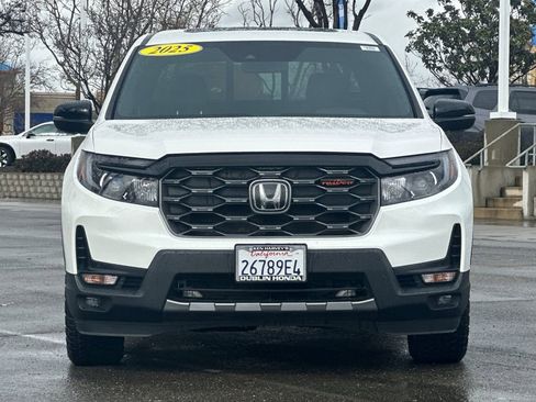 Used 2025 Honda Ridgeline TrailSport image 9