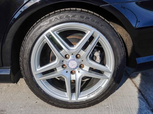 Used 2012 Mercedes-Benz E 350 4MATIC Sedan image 25