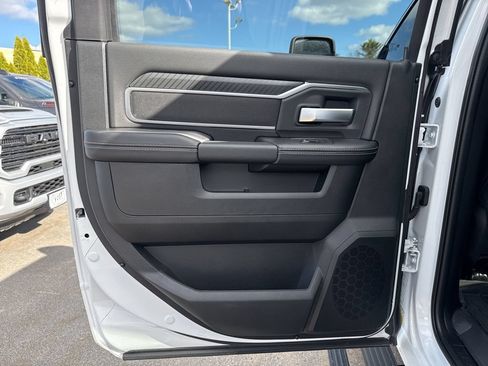 New 2025 RAM 2500 Big Horn AWD/4WD image 24