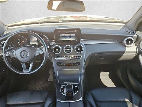 Used 2017 Mercedes-Benz GLC 300 4MATIC image 18