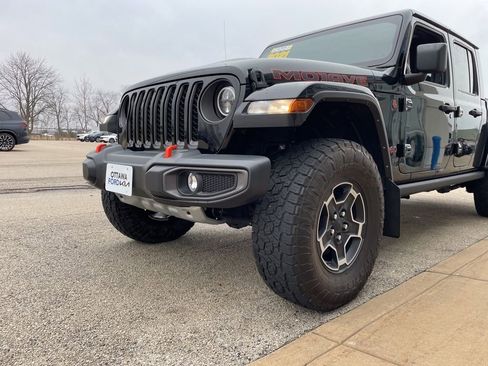 Used 2021 Jeep Gladiator Mojave w/ Cold Weather Group image 15