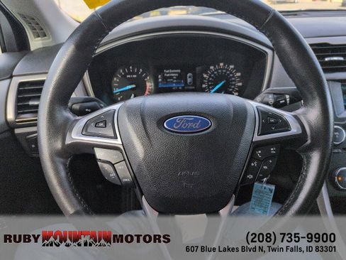 Used 2013 Ford Fusion SE FWD image 16