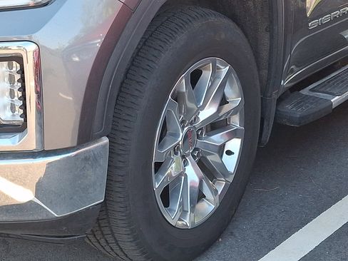 Used 2019 GMC Sierra 1500 SLT w/ SLT Premium Package image 10