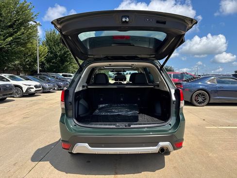 Used 2022 Subaru Forester Touring AWD/4WD image 24
