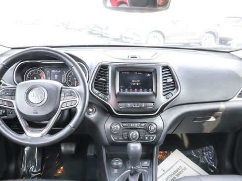 Used 2020 Jeep Cherokee Latitude Lux w/ Comfort/Convenience Group AWD/4WD image 28