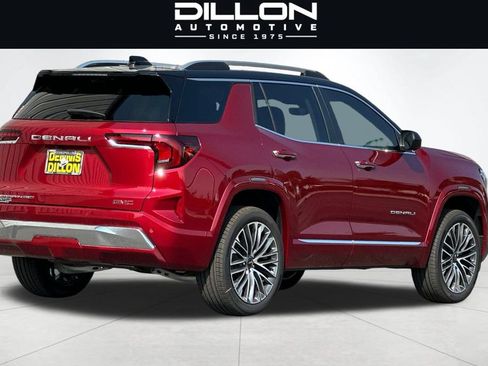 Used 2026 GMC Terrain Denali AWD/4WD image 4