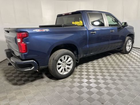 Used 2021 Chevrolet Silverado 1500 Custom w/ Safety Confidence Package AWD/4WD image 5