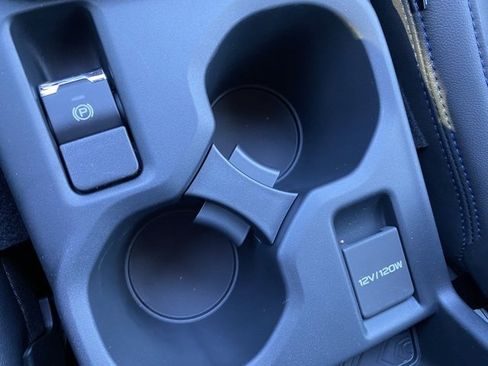 New 2025 Subaru Forester Limited image 17