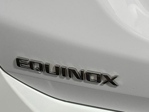 Used 2023 Chevrolet Equinox LT image 23