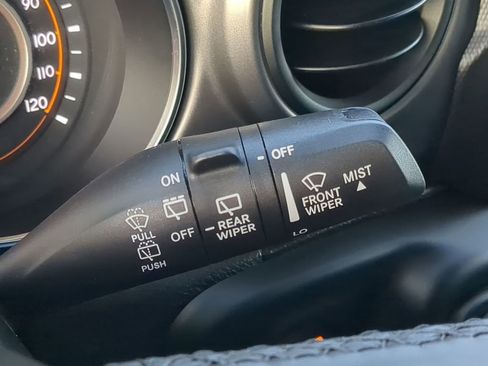 Used 2021 Jeep Wrangler Unlimited Sport image 23