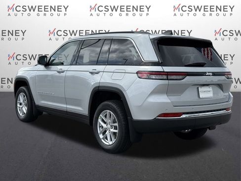 New 2025 Jeep Grand Cherokee Laredo X w/ Luxury Tech Group I image 3