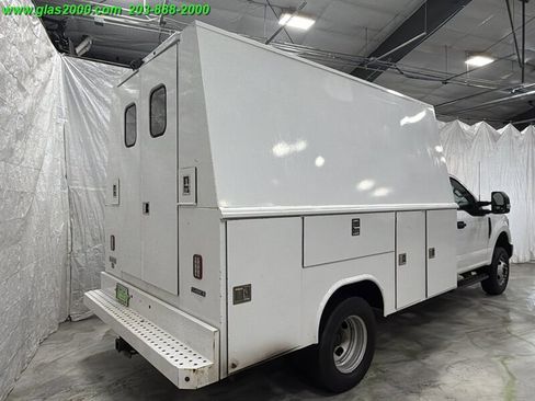Used 2022 Ford F350 XL w/ Power Equipment Group AWD/4WD image 8