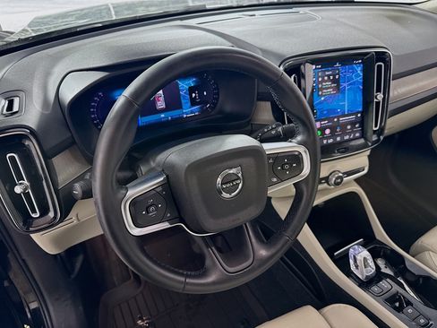 Used 2023 Volvo XC40 B5 Plus w/ Driver Assist Package AWD/4WD image 23