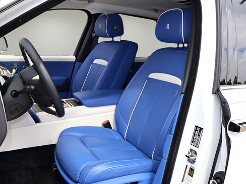 Certified 2023 Rolls-Royce Cullinan AWD/4WD image 14