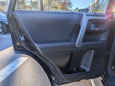 Used 2023 Toyota 4Runner SR5 Premium image 28