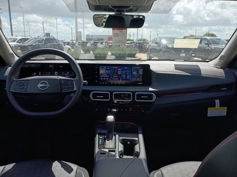 New 2026 Nissan Sentra SR w/ SR Premium Package FWD image 13
