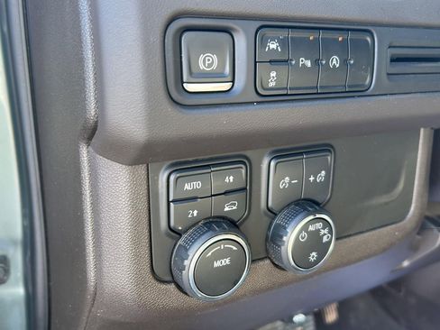 Used 2024 Chevrolet Tahoe LT image 21