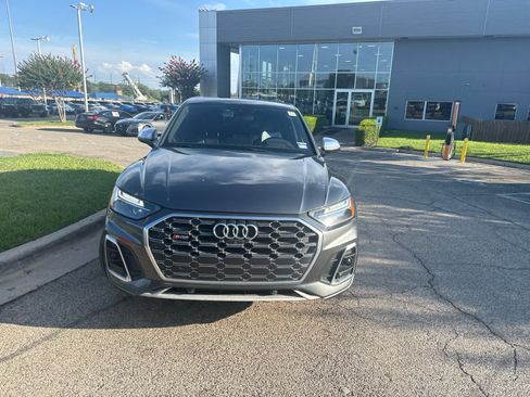 Used 2022 Audi SQ5 Premium Plus AWD/4WD image 2