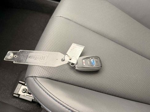 New 2025 Subaru Forester Limited image 30