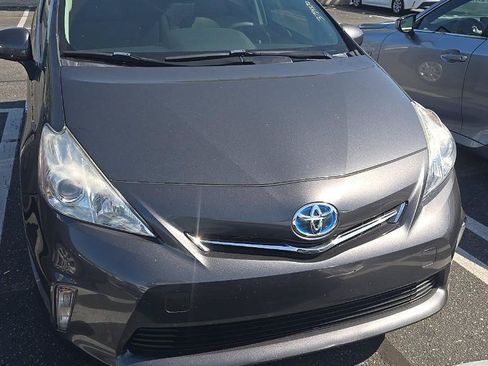 Used 2012 Toyota Prius V Three FWD image 2