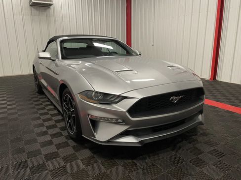 Used 2021 Ford Mustang Premium image 10