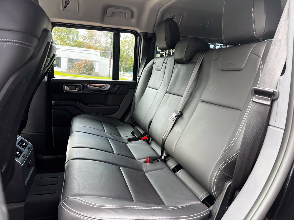 Used 2024 INEOS Grenadier Station Wagon AWD/4WD image 17