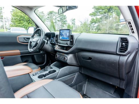 Used 2022 Ford Bronco Sport Badlands w/ Premium Package image 18