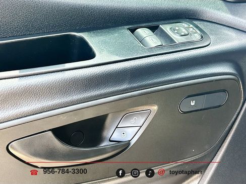 Used 2025 Mercedes-Benz Sprinter 2500 image 17