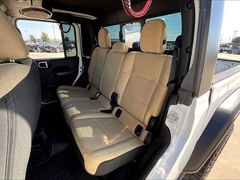 Used 2020 Jeep Gladiator Sport w/ Quick Order Package 24S image 33