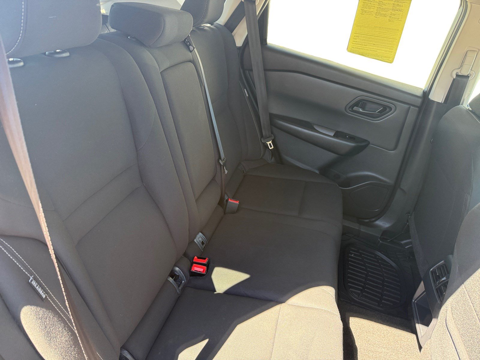 Used 2024 Nissan Rogue S AWD/4WD image 18