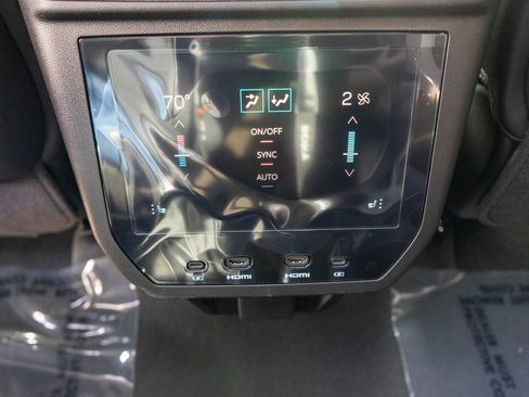 New 2026 GMC Yukon XL Denali Ultimate AWD/4WD image 16