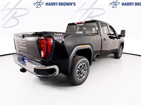 New 2026 GMC Sierra 2500 SLE w/ SLE Value Package; image 31