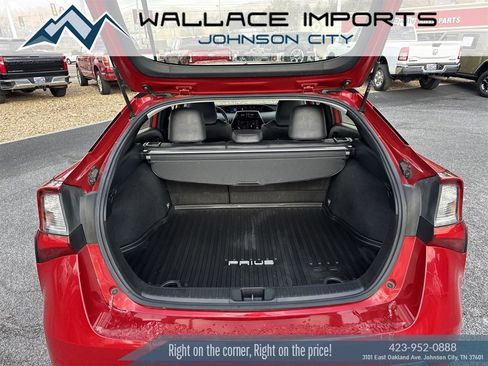 Used 2020 Toyota Prius XLE image 44