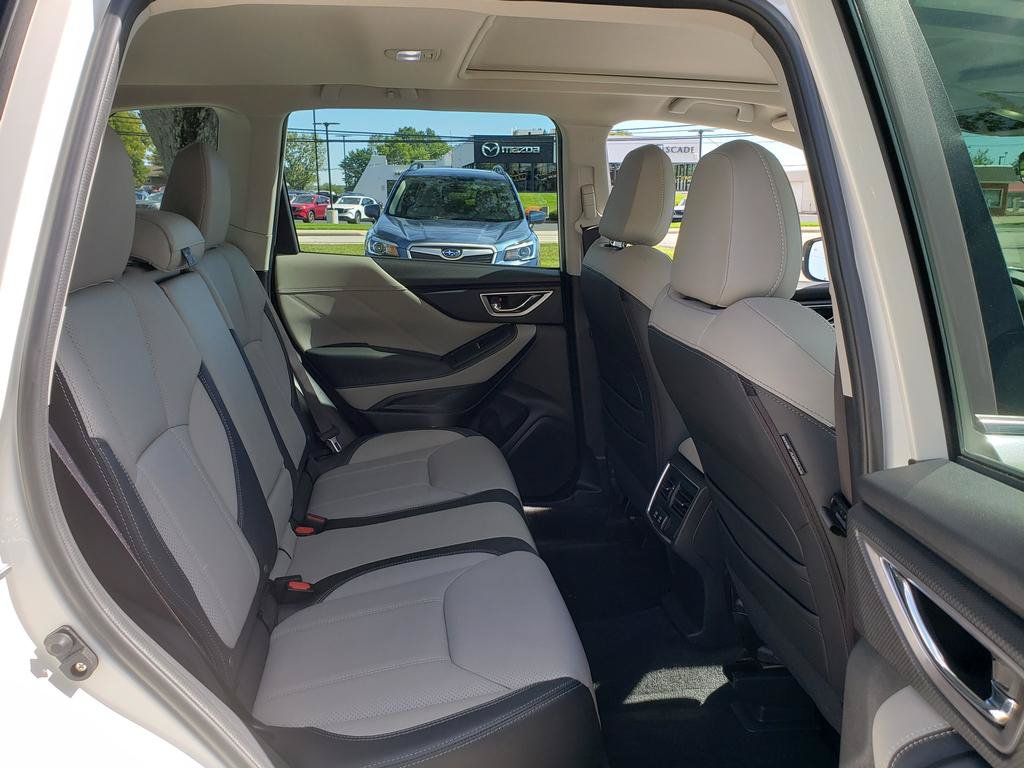Used 2024 Subaru Forester Limited AWD/4WD image 17