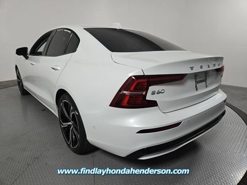 Used 2024 Volvo S60 B5 Plus w/ Climate Package FWD image 4