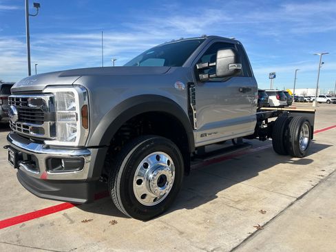New 2026 Ford F450 XLT w/ XLT Value Package AWD/4WD image 1