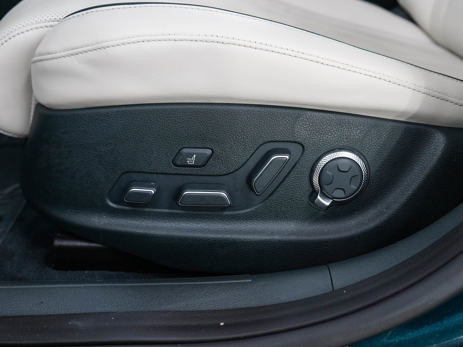 Used 2023 Genesis Electrified G80 AWD/4WD image 26