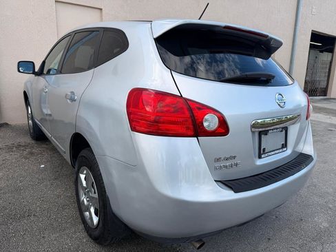 Used 2011 Nissan Rogue S image 4