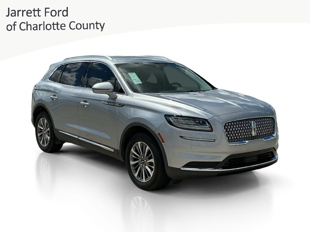 Used 2022 Lincoln Nautilus FWD w/ Premium Package image 1