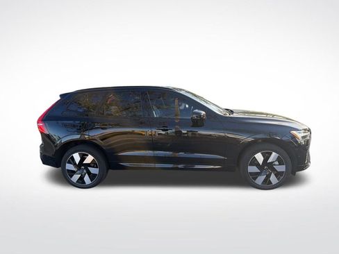Used 2025 Volvo XC60 T8 Plus w/ Protection Package Premier image 4