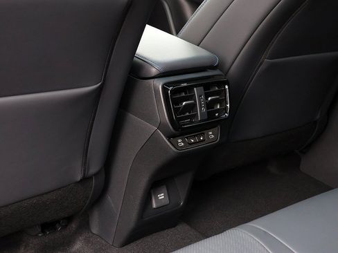 New 2026 Lexus RZ 450e AWD image 18