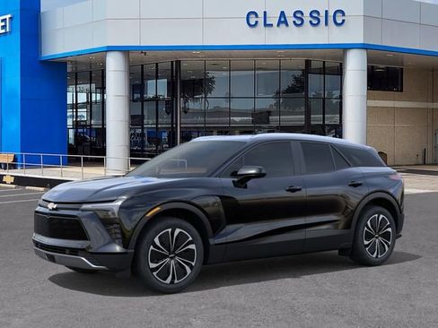 New 2026 Chevrolet Blazer EV LT AWD/4WD image 2