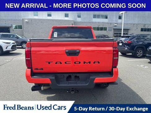 Used 2024 Toyota Tacoma TRD Sport AWD/4WD image 4
