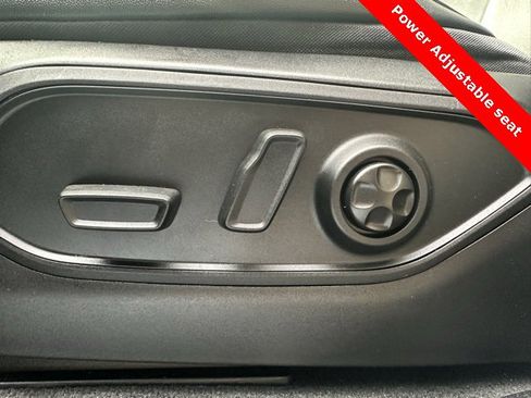 Used 2022 Jeep Grand Cherokee L Limited image 10