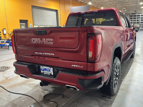 Used 2024 GMC Sierra 1500 AT4 w/ Technology Package image 6