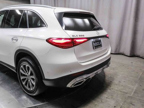 Certified 2025 Mercedes-Benz GLC 300 4MATIC image 8