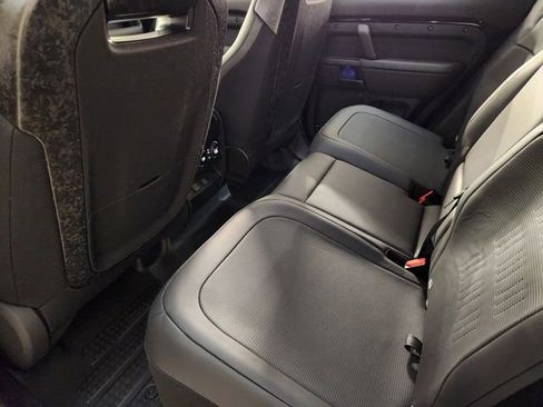 New 2026 Land Rover Defender 110 OCTA image 29