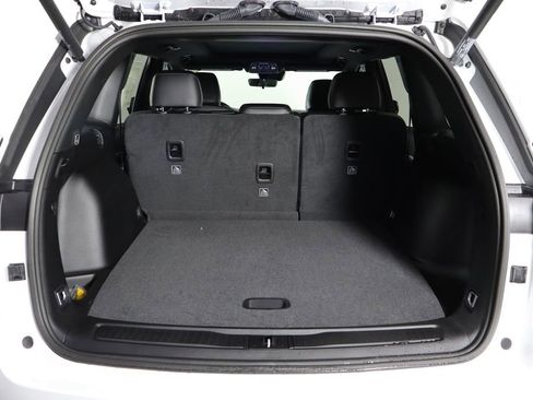 New 2026 Jeep Grand Cherokee Limited image 18