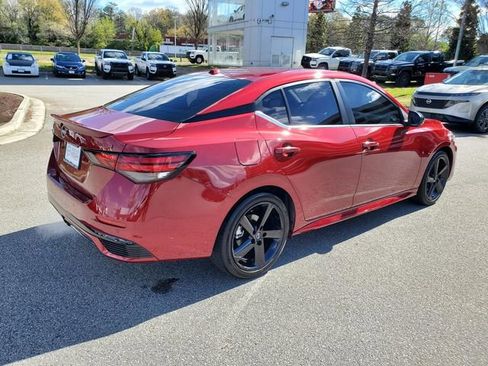 Certified 2025 Nissan Sentra SR w/ SR Premium Package image 4