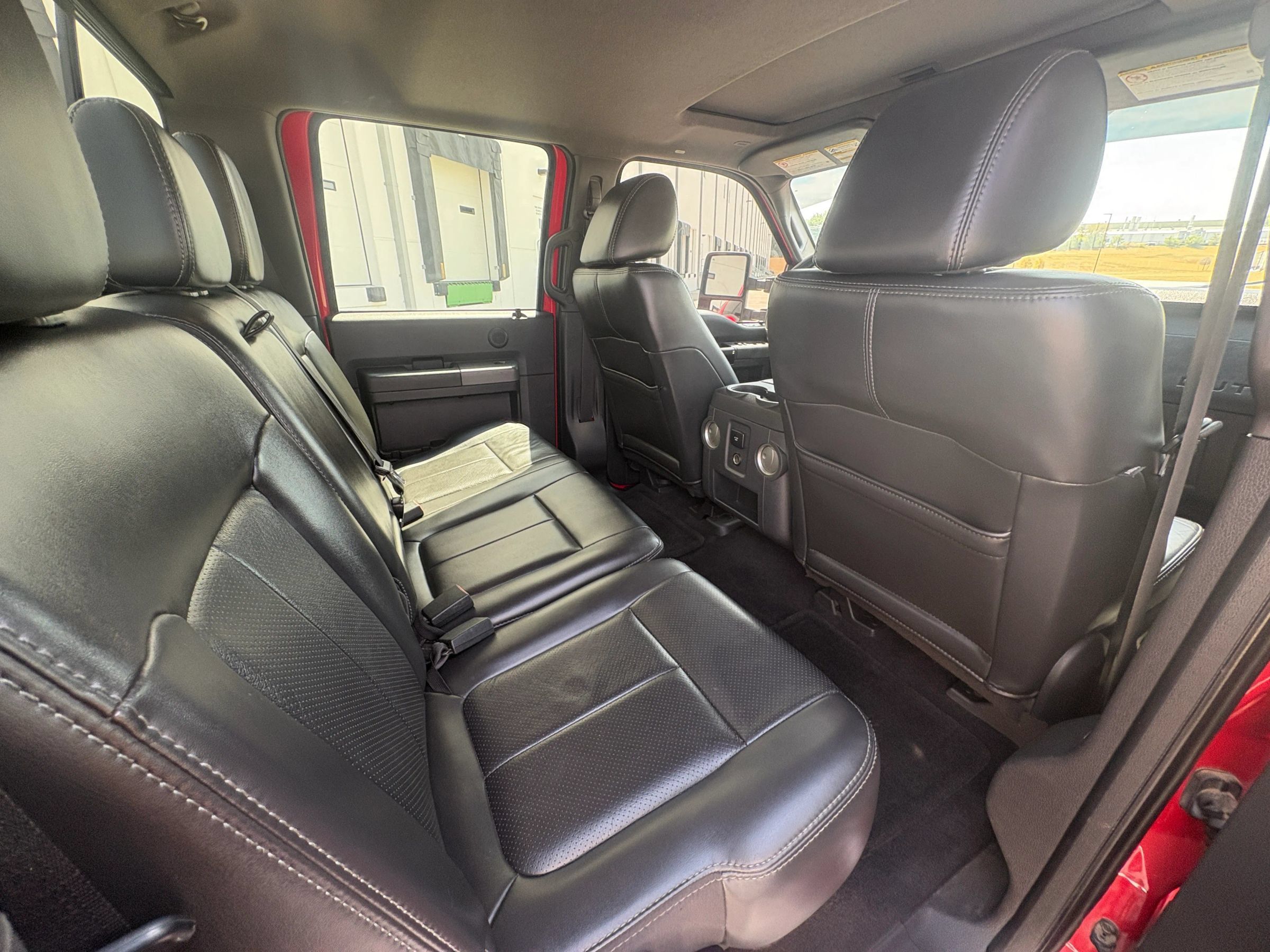 Used 2011 Ford F250 Lariat w/ Lariat Interior Pkg RWD image 19